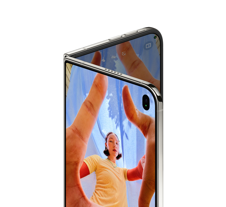 iPhone Duo open